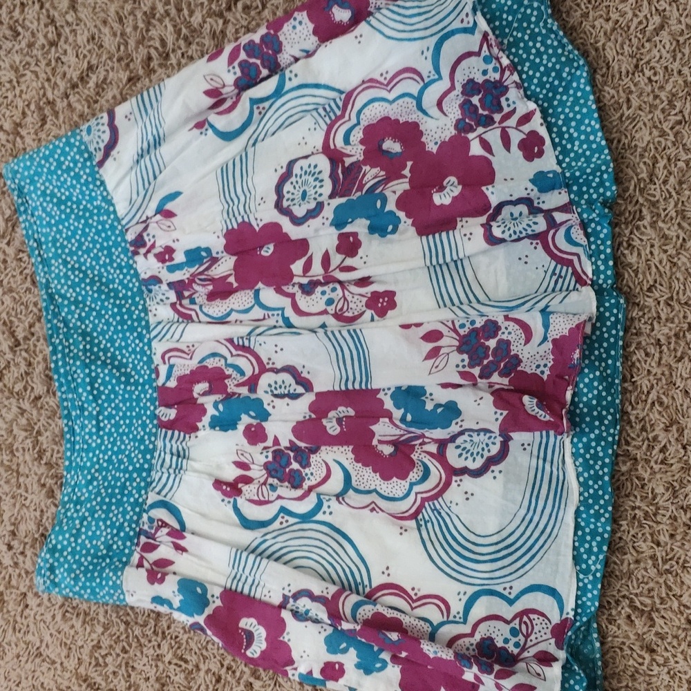 Delia's floral skirt size 7/8